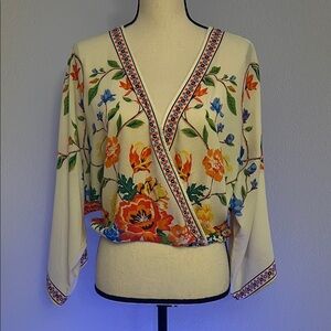 Flying Tomato top, M